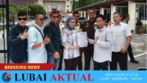 LSM KPKN Geruduk DPRD Sumsel, Erwin Sindir Wakil Rakyat: ‘Kalau Malas Ngantor, Kontrakkan Saja Gedungnya’