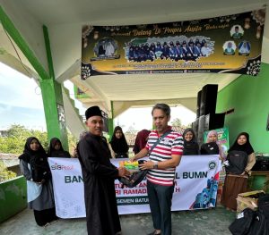 Semen Baturaja Berbagi Kebahagiaan dengan Anak Yatim di OKU