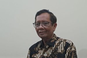 attachment for pembatalan tom lembong dan pengampunan hasto, mahfud: presiden bisa menghentikan penyanderaan politik
