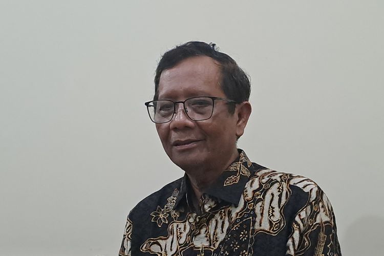 Pembatalan Tom Lembong dan Pengampunan Hasto, Mahfud: Presiden Bisa Menghentikan Penyanderaan Politik attachment for pembatalan tom lembong dan pengampunan hasto, mahfud: presiden bisa menghentikan penyanderaan politik