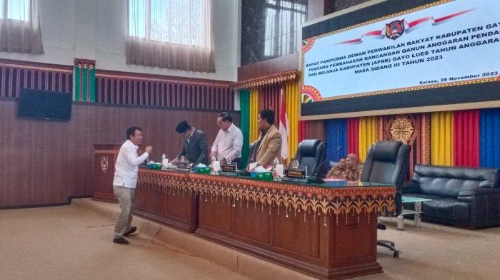 attachment for pemkab gayo lues melakukan pemeriksaan, evaluasi kedisiplinan asn di setdakab