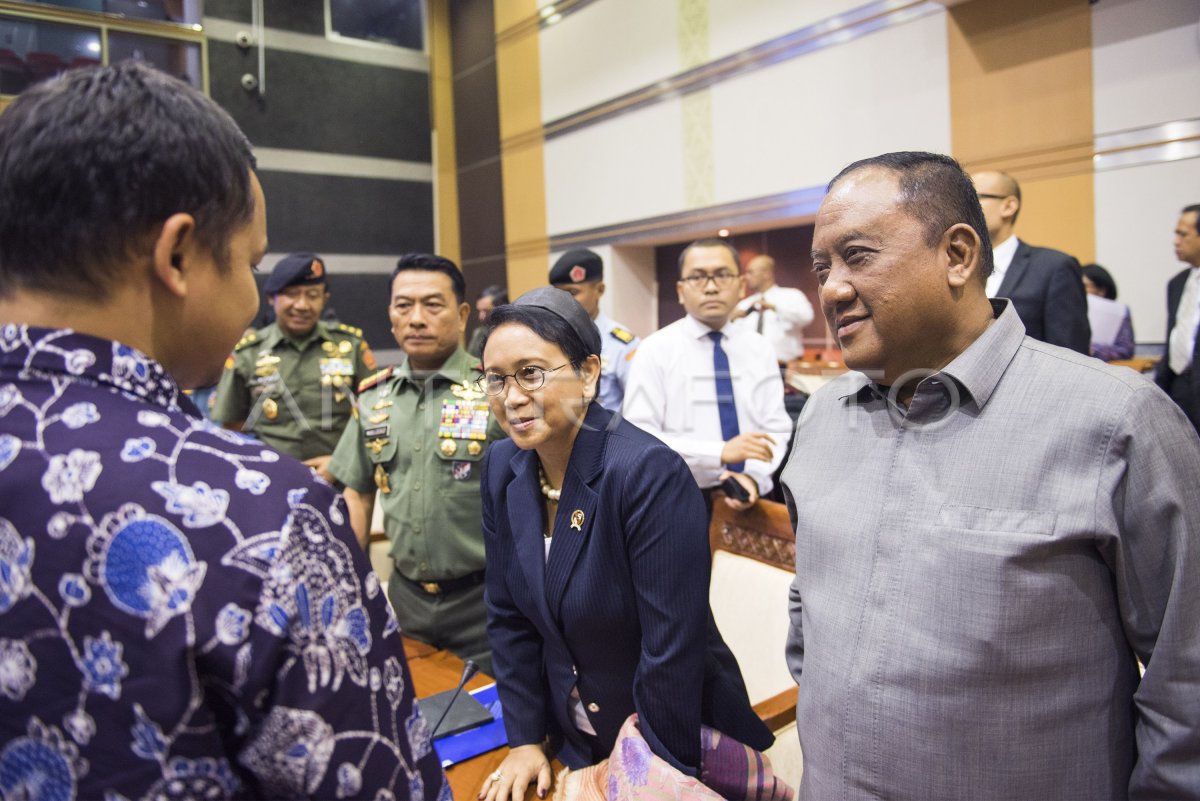 attachment for pemberian amnesti dan abolisi mencerminkan kepedulian politik dan kematangan berbangsa
