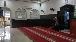 ASN KUA Benakat Geber Bersih-bersih Masjid di Benakat dan Lawang Kidul, Libatkan TPQ dan Warga