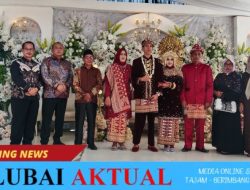 Camat Lubai Ulu Taufik Azrullah dan Istri Hadiri Resepsi Pernikahan Fatma Juwita dan Joko Meihario