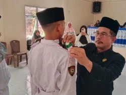 Camat Lubai Ulu Taufik Azrullah Resmi Kukuhkan Paskibra HUT RI ke-81